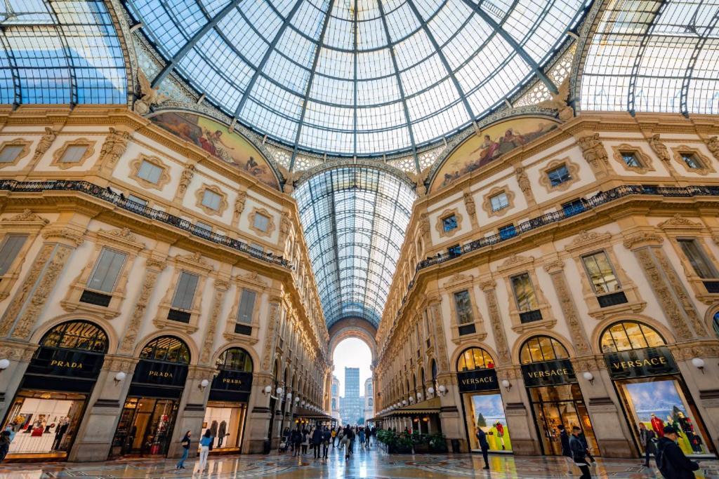 Апартаменты Sweett - Duomo View Милан Экстерьер фото